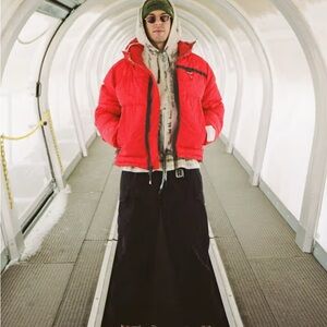 REESE COOPER SIZE S RED PUFFER JACKET RIPSTOP MENS SIZE (S)